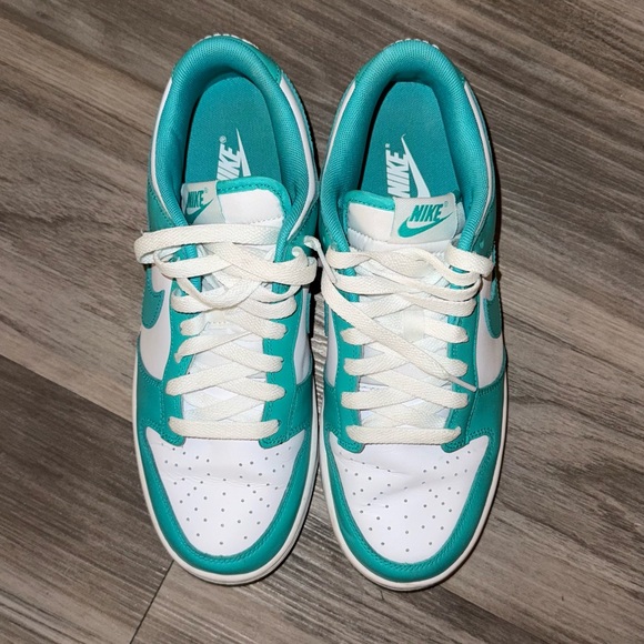 Nike Men’s Low Rise Dunks - Picture 3 of 4